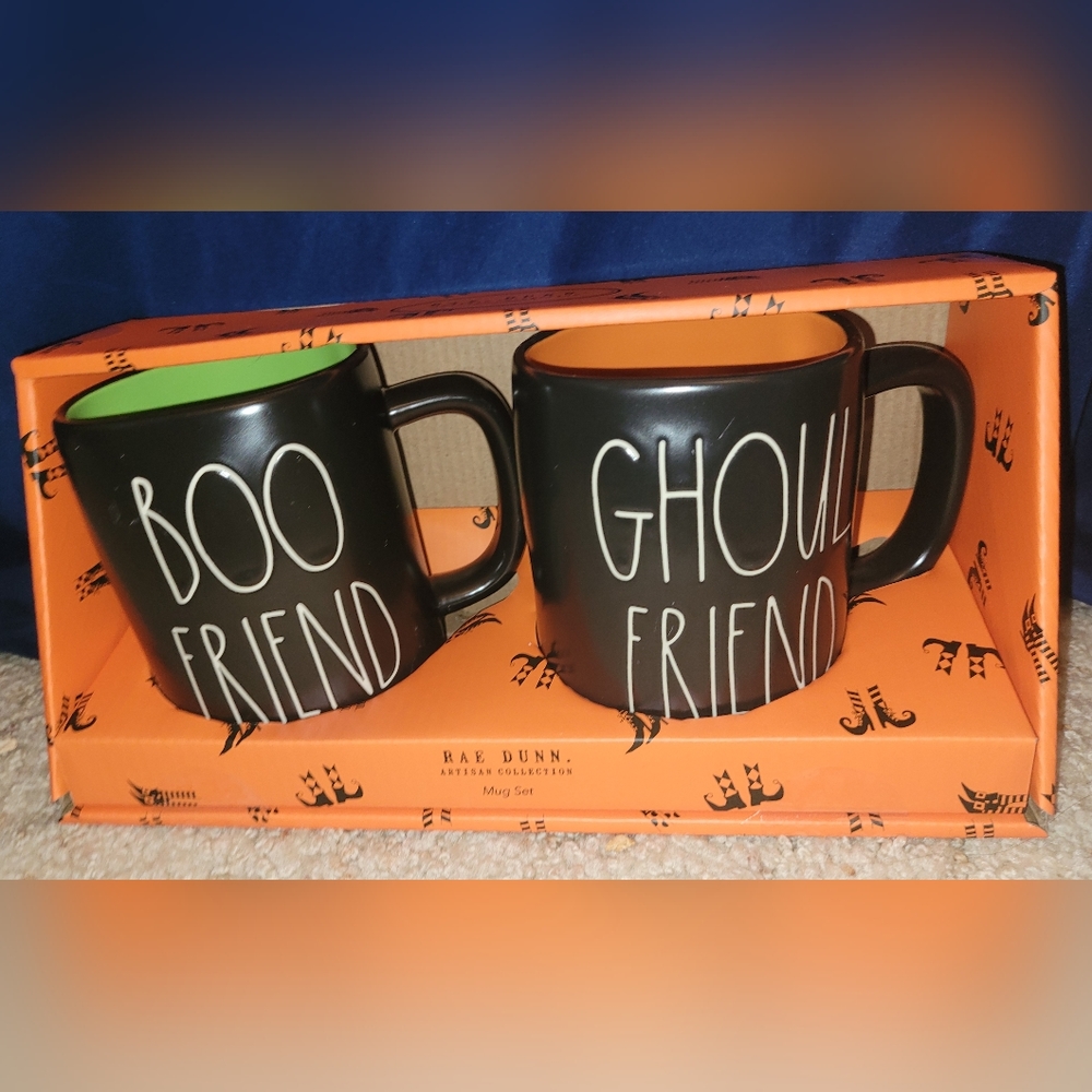 Rae Dunn Halloween mugs boxed set, NEW